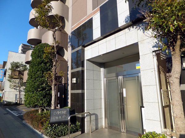 シャリエ本厚木の外観