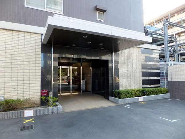 グランスイート本厚木の外観