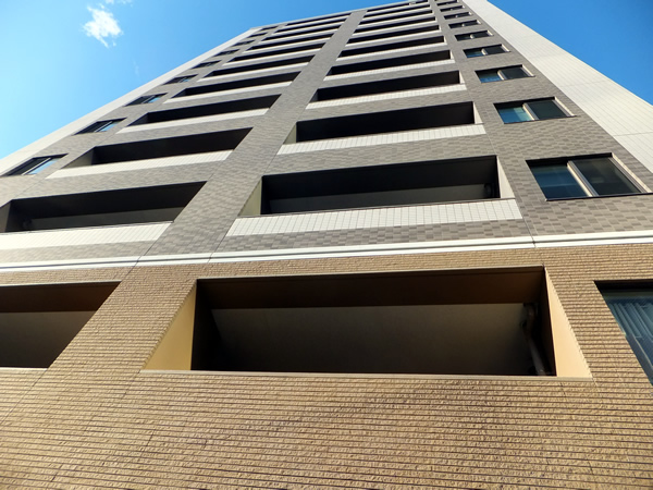 アトランティス本厚木2の外観