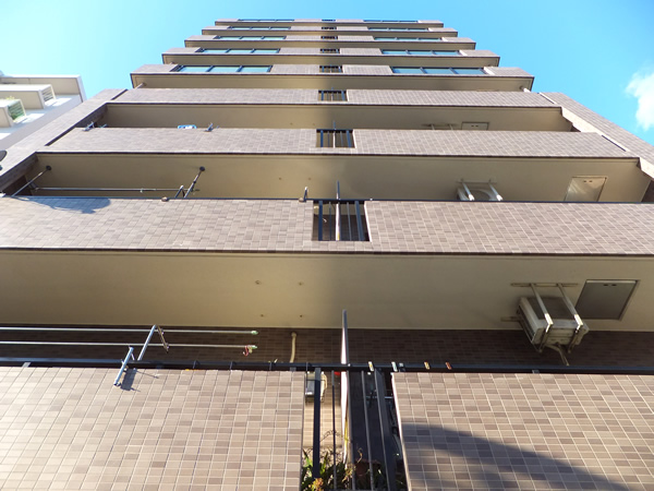 ドラゴンマンション本厚木2番館の外観