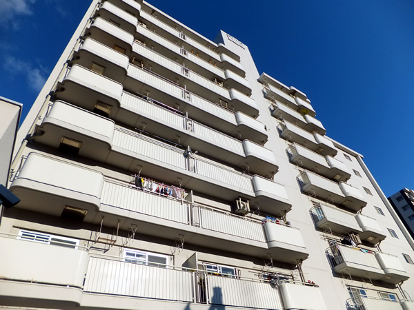 ライオンズマンション厚木の外観