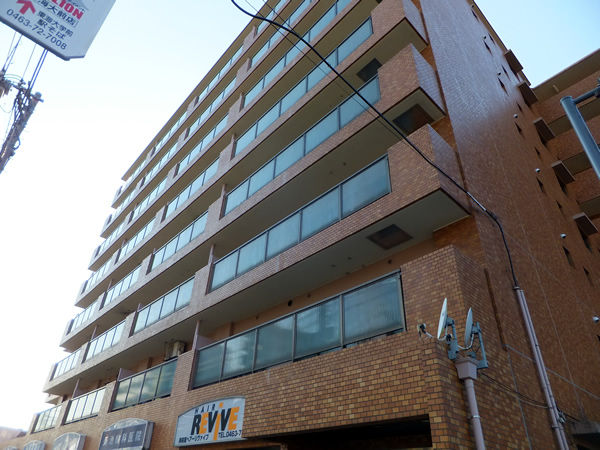 コーポ鶴巻の外観