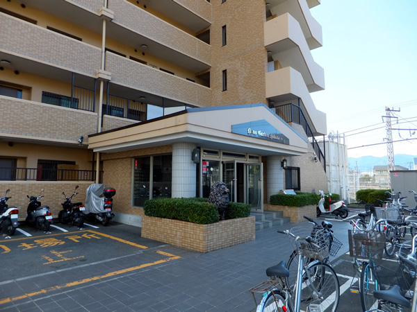 ライオンズガーデン秦野の外観