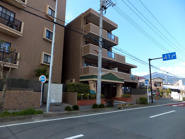 ザ・ヴィスタ秦野の外観