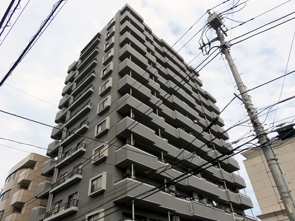 リーベスト本厚木の外観