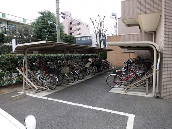 エルステージ府中の外観