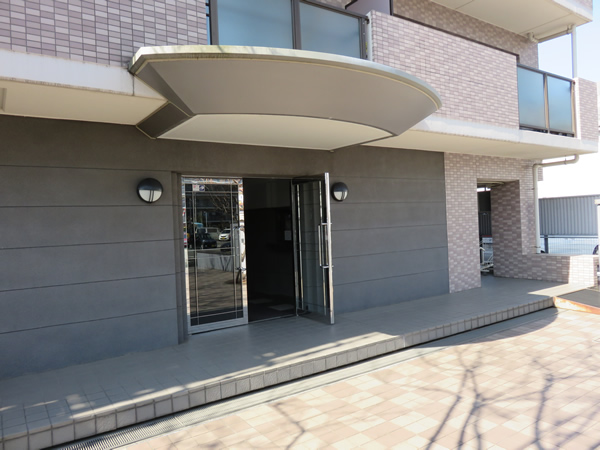 クイーンシティ町田の外観