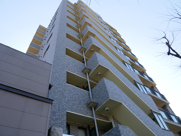 マイキャッスル平塚八幡宮前の外観