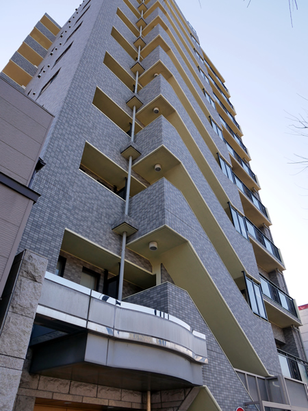 マイキャッスル平塚八幡宮前の外観