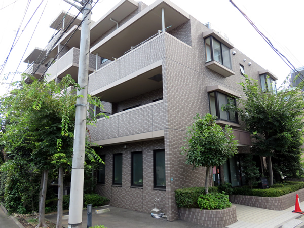 エクセル立教前の外観