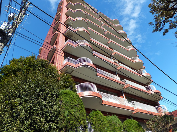 ドルフブルーメンの外観