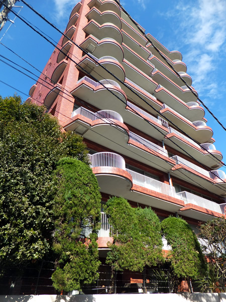 ドルフブルーメンの外観