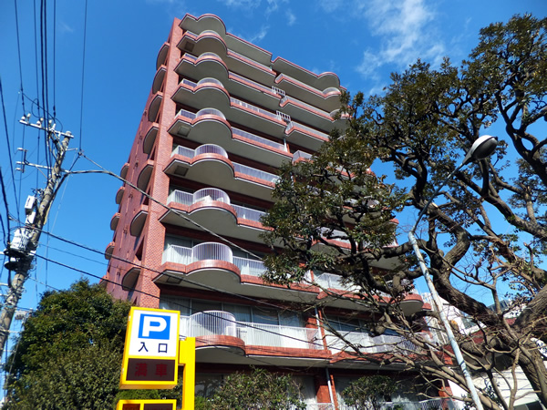 ドルフブルーメンの外観