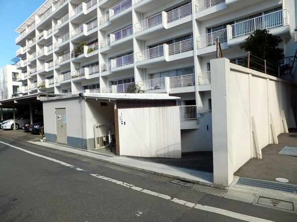 ドミール高輪の外観