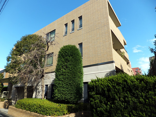 ヒルズ高輪柘榴坂の外観