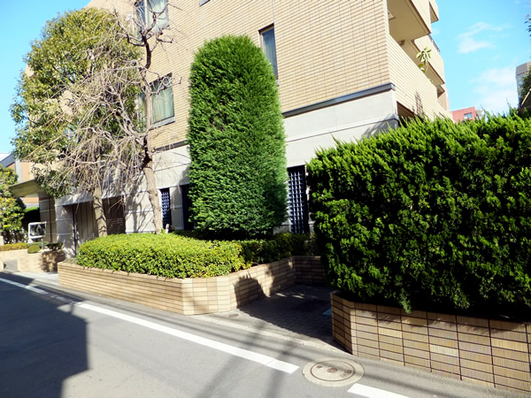 ヒルズ高輪柘榴坂の外観