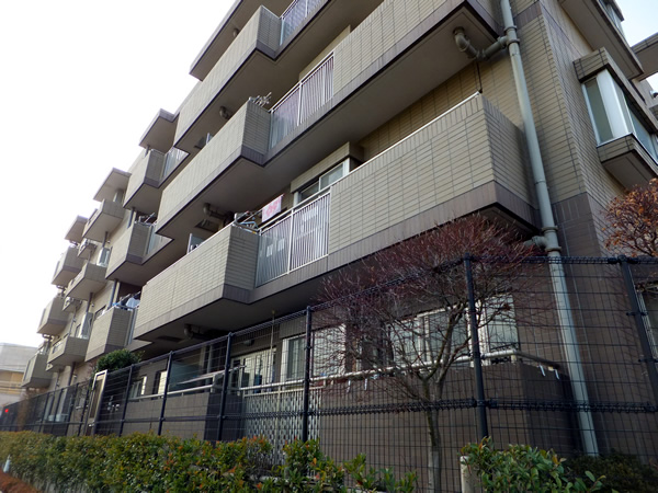 アルソスガーデン世田谷岡本の外観