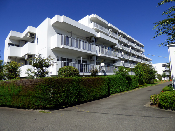 さがみ野グリーンライフA棟の外観