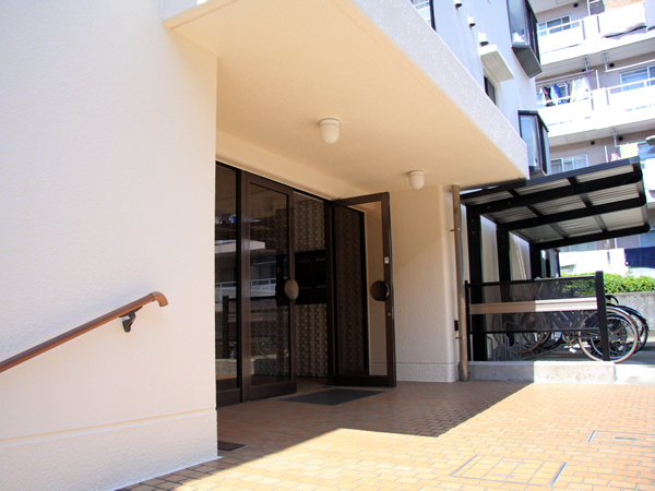 ニチメン宮崎台ハイツの外観