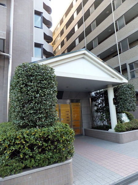 エクセル本厚木の外観