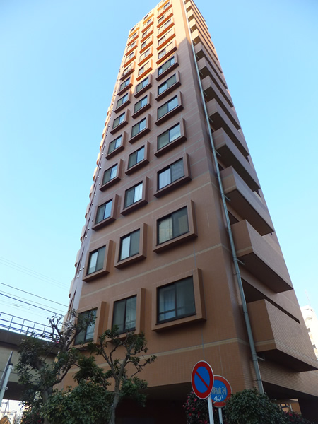 サンスターレ本厚木の外観