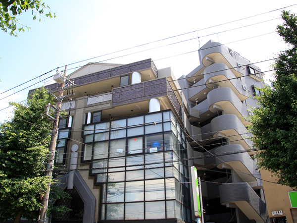 リーセントパレス宮崎の外観