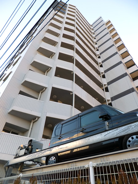 ネオスアクシア本厚木コアフィールの外観