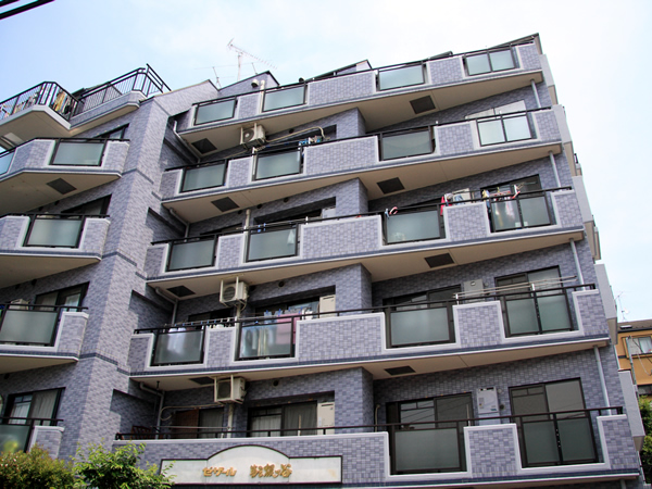 セザール第3梶ヶ谷の外観