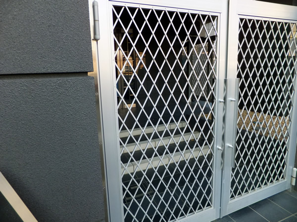 ネオスアクシア本厚木コアフィールの外観