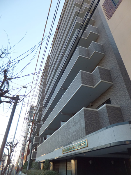 ダイアパレス本厚木ラクラッセの外観