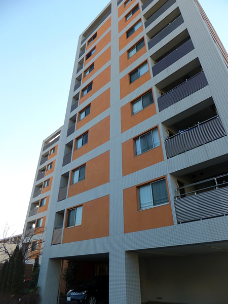 伊勢原桜台ツインテラスの外観