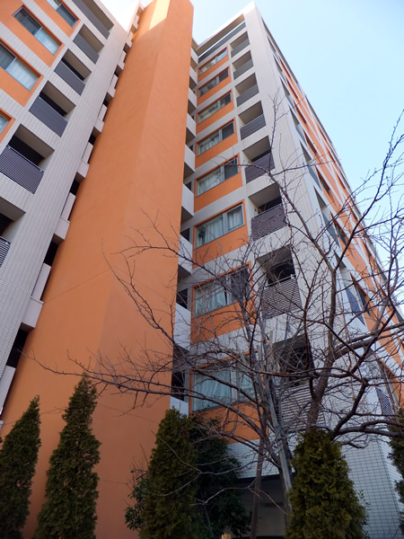 伊勢原桜台ツインテラスの外観