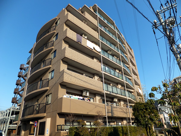 レクセルガーデン鶴巻温泉の外観