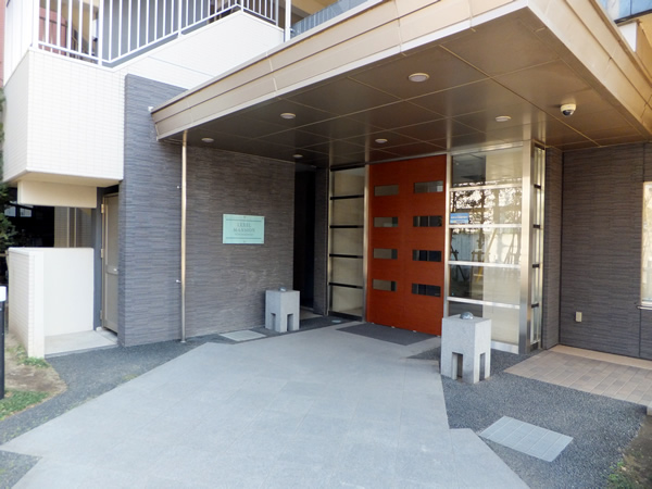 レクセルマンション鶴巻温泉の外観