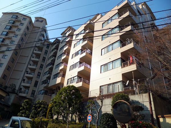 ベルヴィル鶴巻の外観