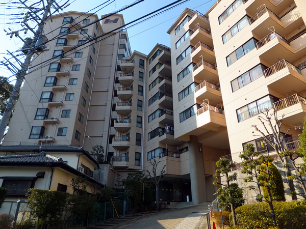 ベルヴィル鶴巻の外観