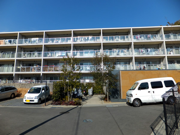 ハウス生田シナリーテラスの外観