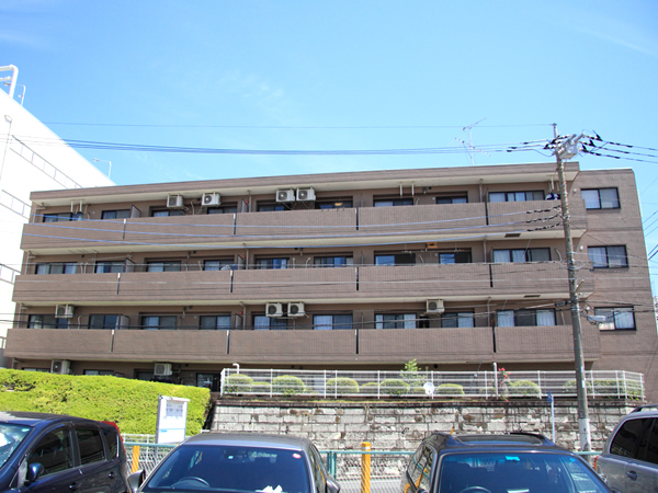 マイキャッスル梶ヶ谷ヒルズの外観