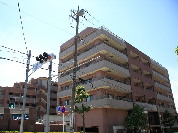 ヒルズ梶が谷姿見台の外観