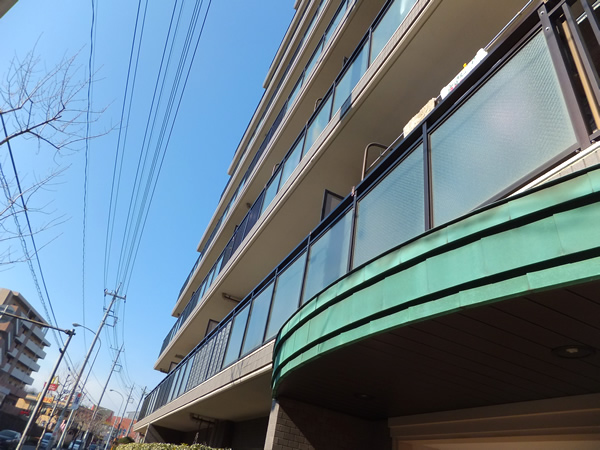 鷺沼すみれが丘パークホームズの外観