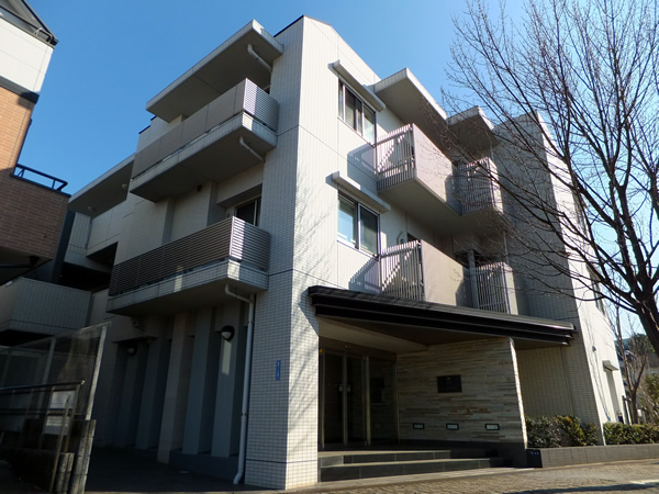 エンゼルレノス港北ルシアコートの外観