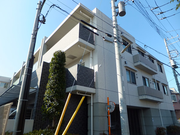 エンゼルレノス港北ルシアコートの外観