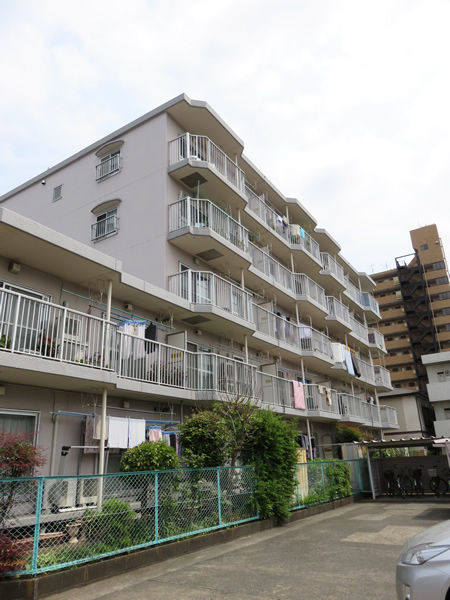 ユニライフ相模大野の外観