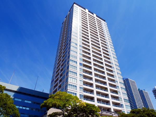 横浜ポートサイドプレイスタワーレジデンスの外観