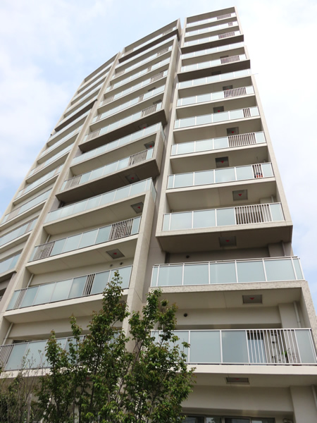 プラウド相模大野トレサージュの外観