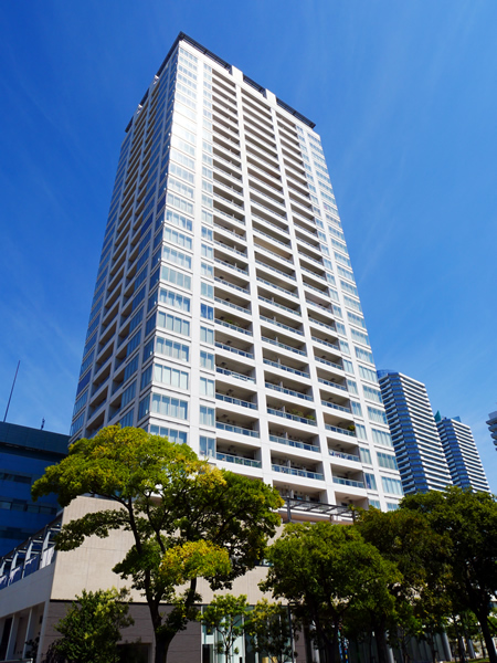 横浜ポートサイドプレイスタワーレジデンスの外観