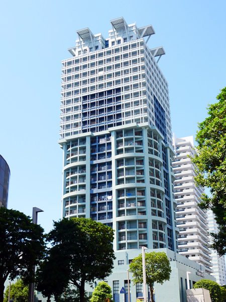 アルテ横浜の外観