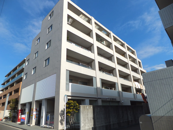 ウェルフェアステージたまプラーザクレシオの外観