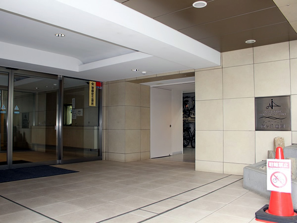 クレアホームズ向ヶ丘遊園の外観