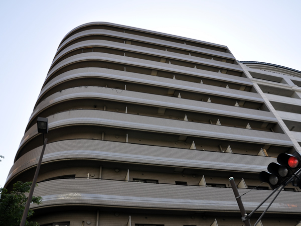 シーアイマンション鶴見の外観